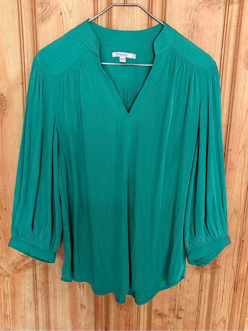 Chico's woman’s green Teal V-Neck Pleated Sleeve Tunic size 14